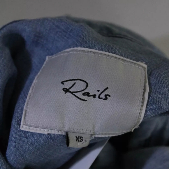 Rails Chambray Button Front Tie LS XS Embroidered - Picture 6 of 6